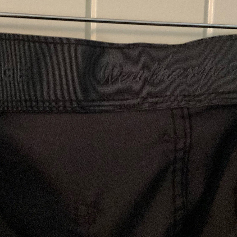 Men's Black Cargo Pants - Picture 4 of 6